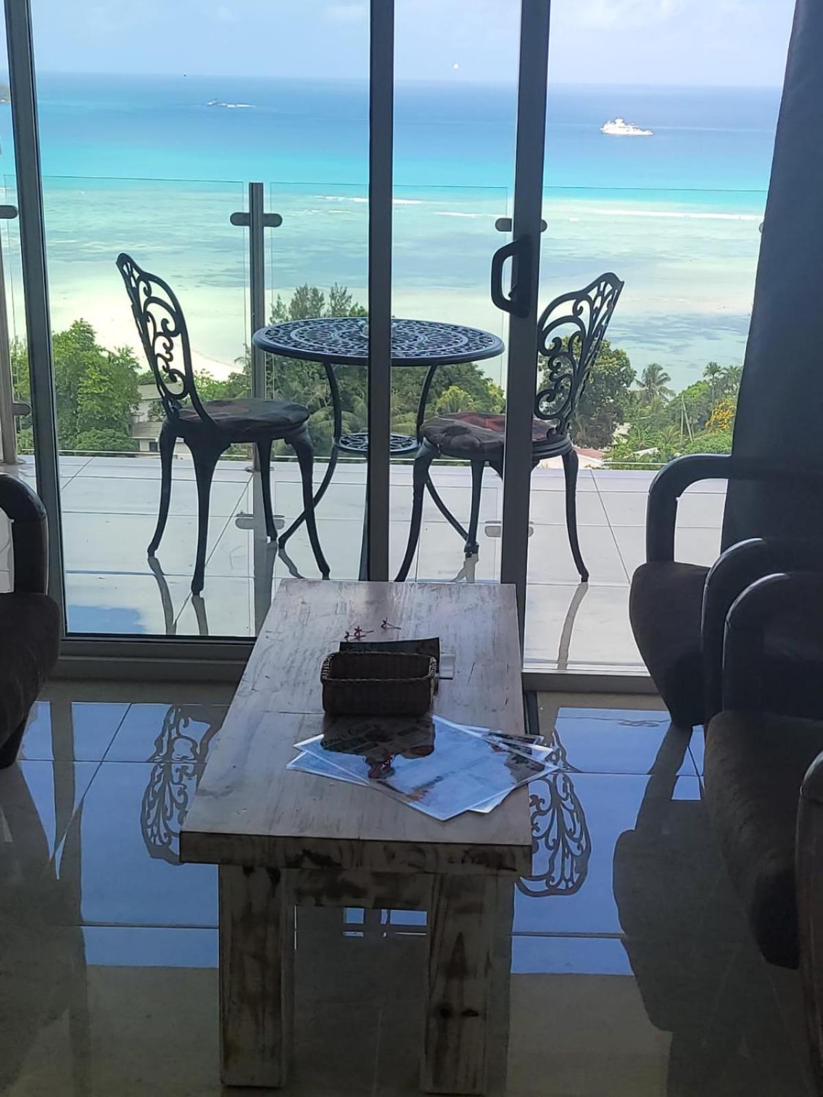 Sunset View Self Catering Apartamento Anse Boileau Exterior foto
