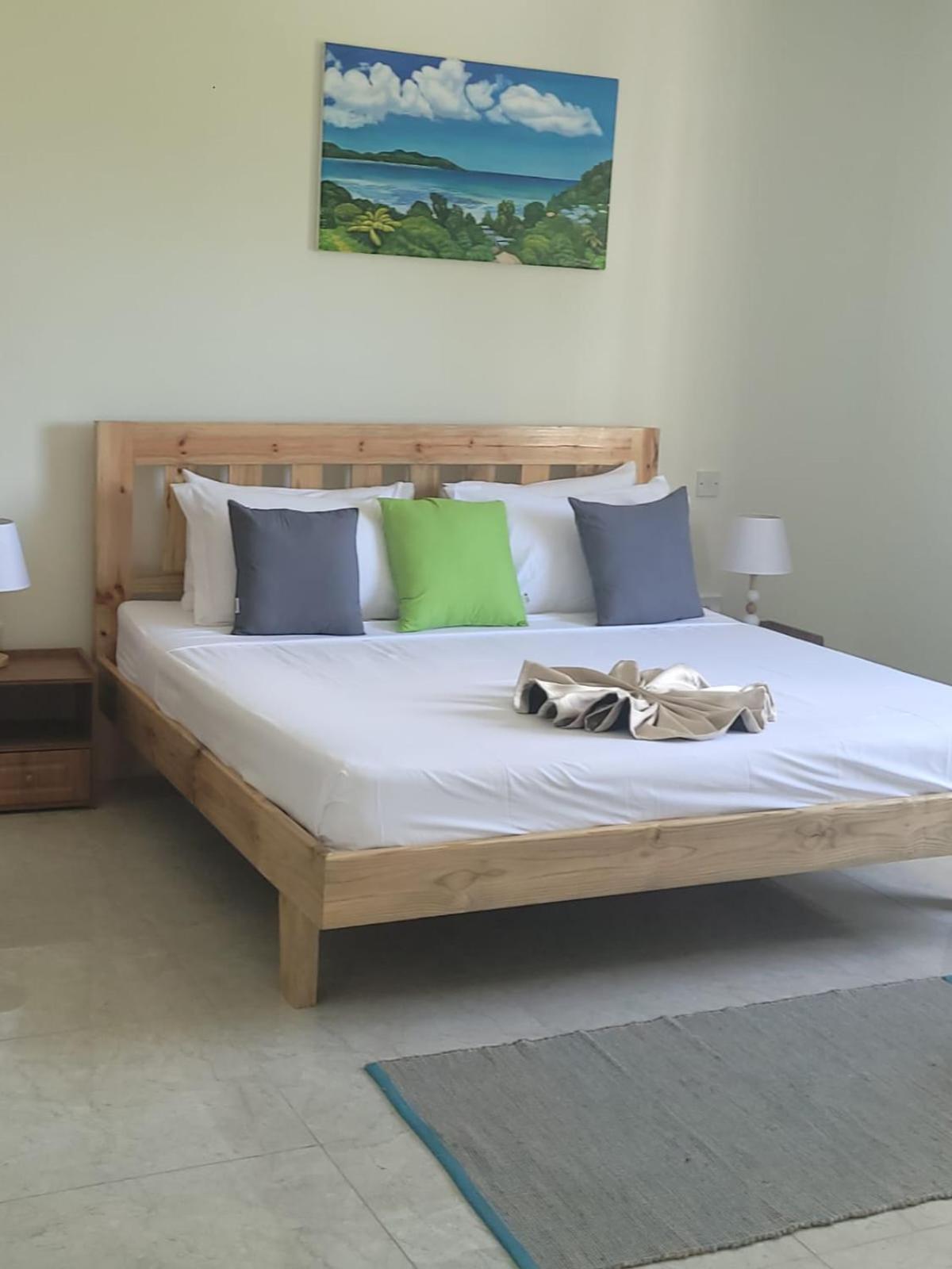 Sunset View Self Catering Apartamento Anse Boileau Exterior foto