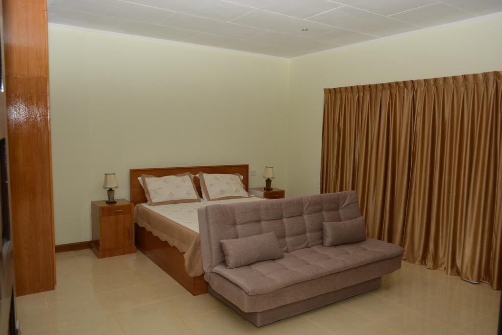 Sunset View Self Catering Apartamento Anse Boileau Quarto foto